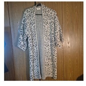Comfyluxe Leopard Print Fuzzy Knit Longline Cardigan Duster Grey 3/4 Sleeve OS
